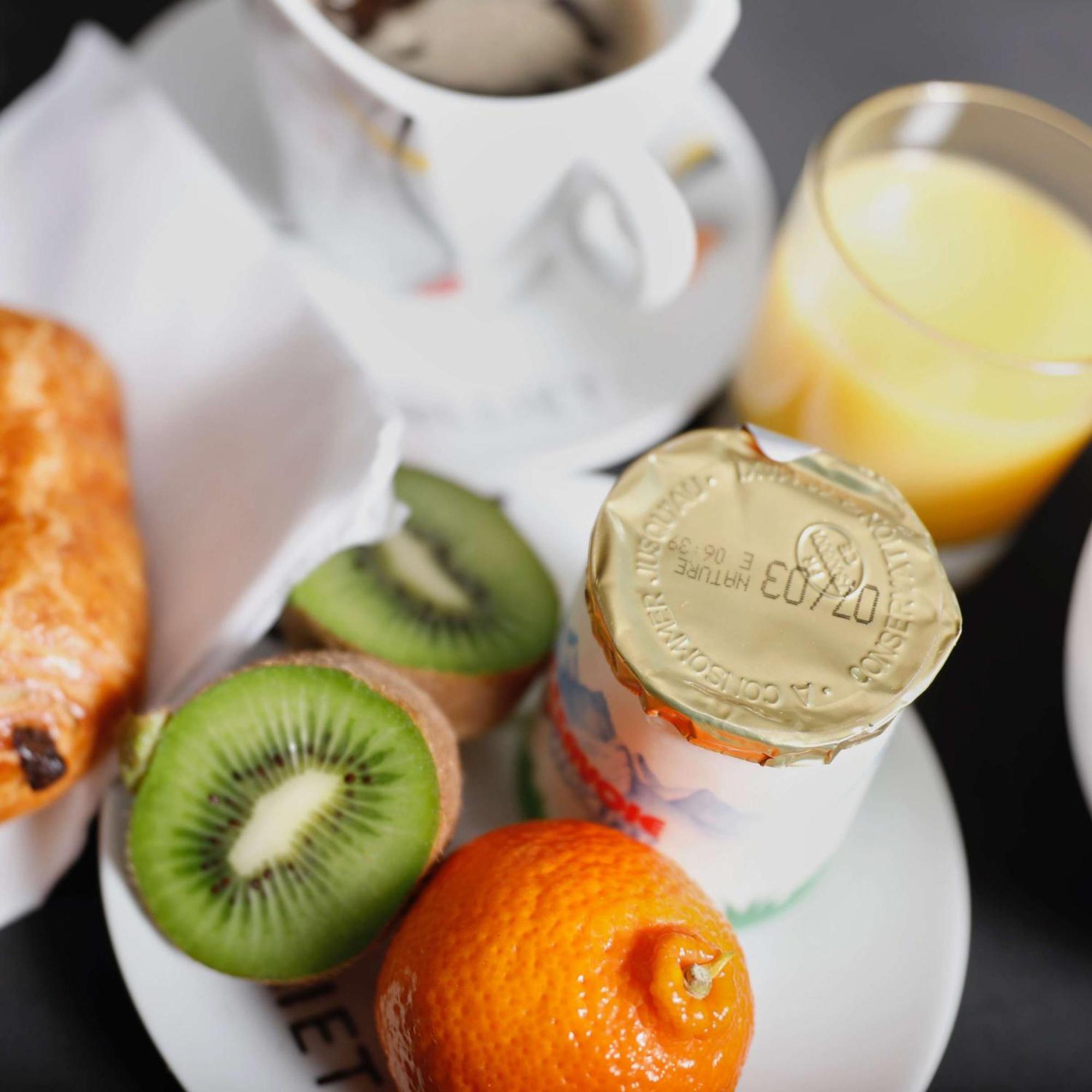 Brit Hotel Chambéry Kültér fotó