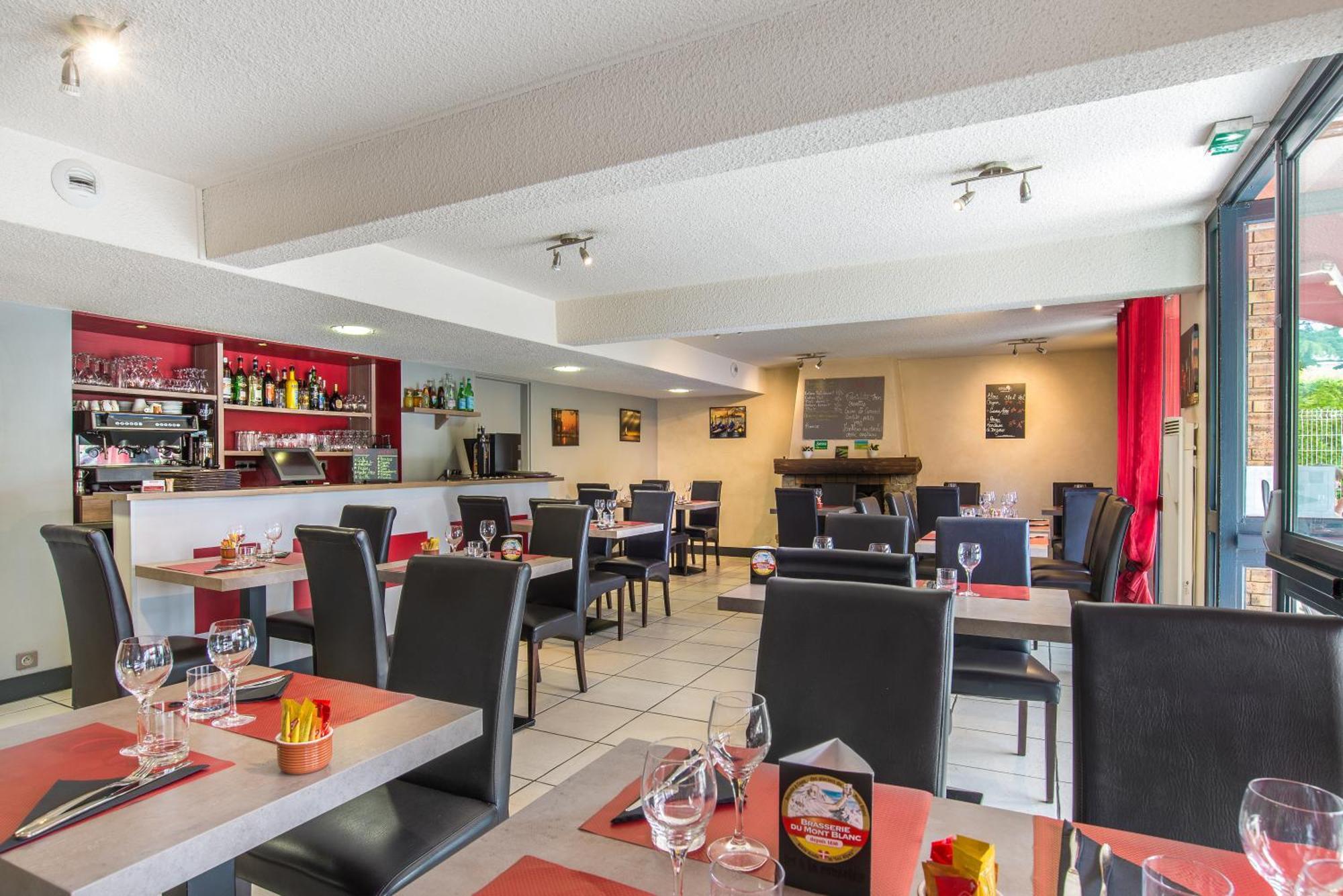 Brit Hotel Chambéry Kültér fotó