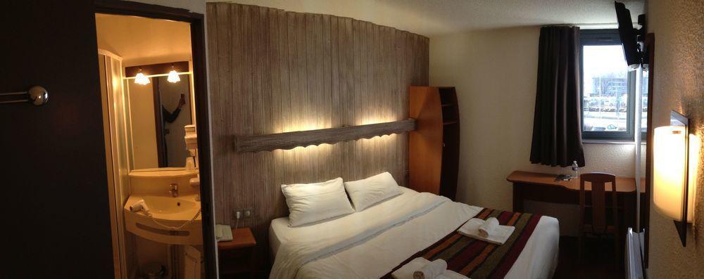 Brit Hotel Chambéry Kültér fotó