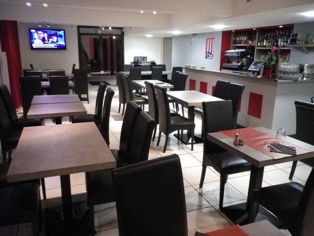 Brit Hotel Chambéry Kültér fotó
