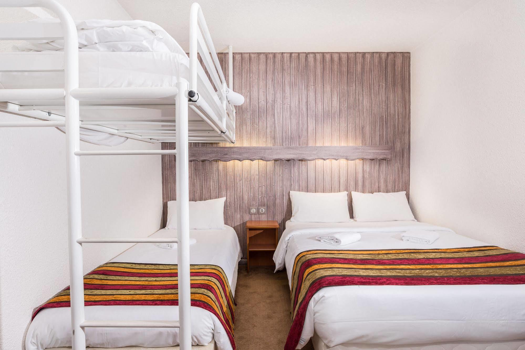 Brit Hotel Chambéry Kültér fotó